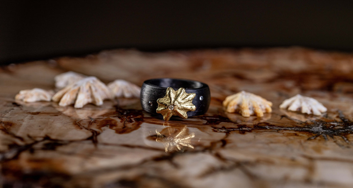 Carbon Yellow Gold Diamond