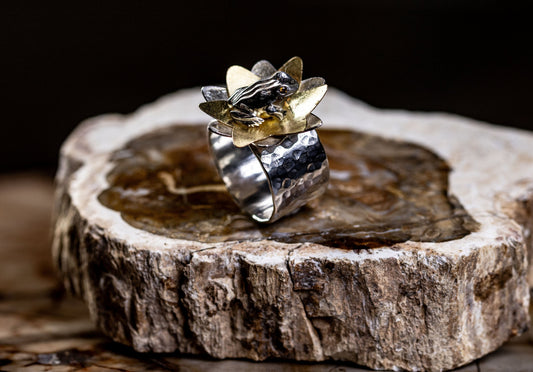 Silver Yellow Gold Diamonds 'Frog-Ring'