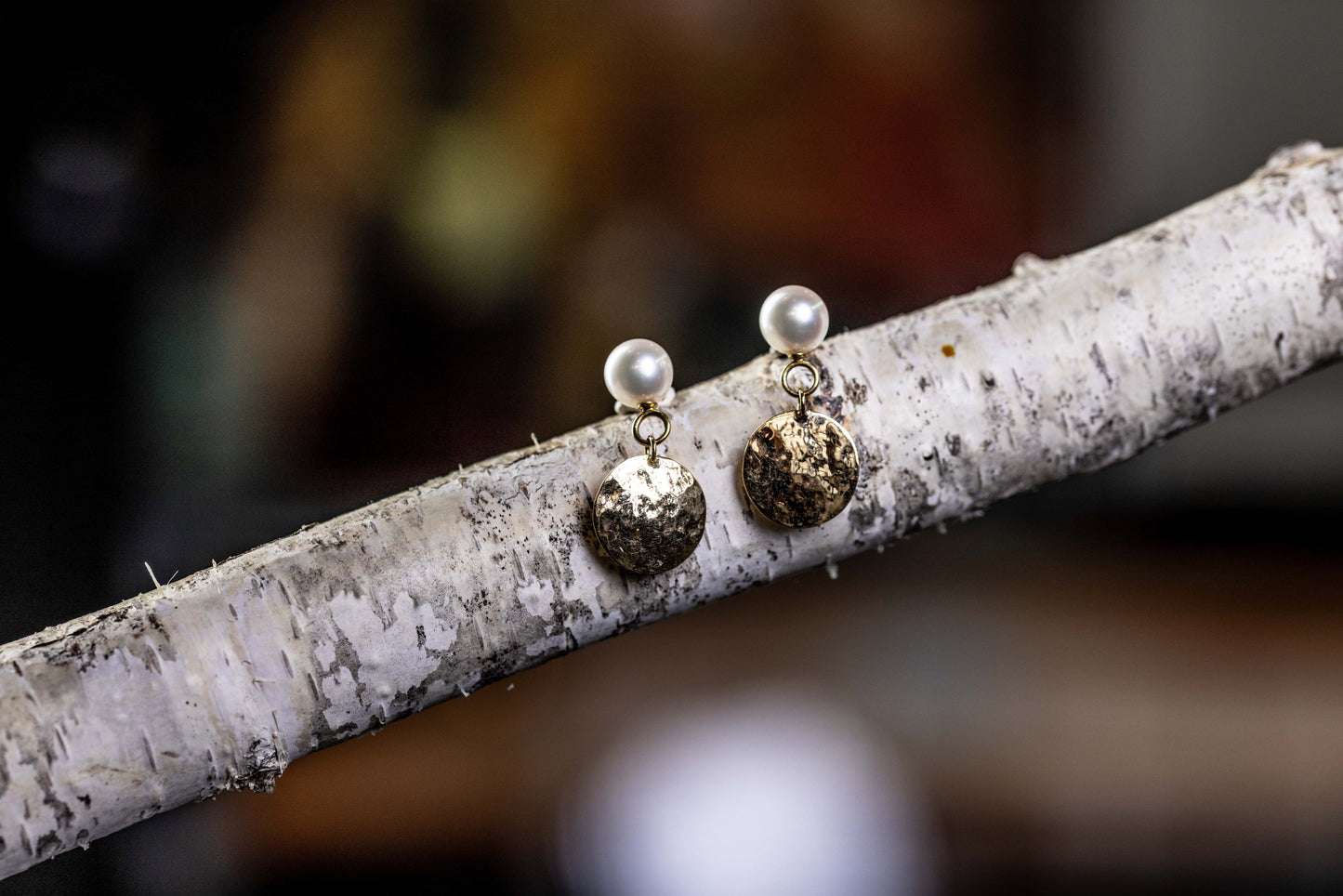 Freshwater Pearls Yellow Gold Stud Earrings