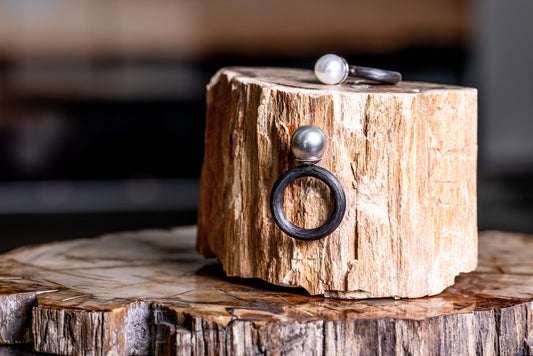 Carbon Tahitian Pearl / Saltwater Pearl  Silver Ring